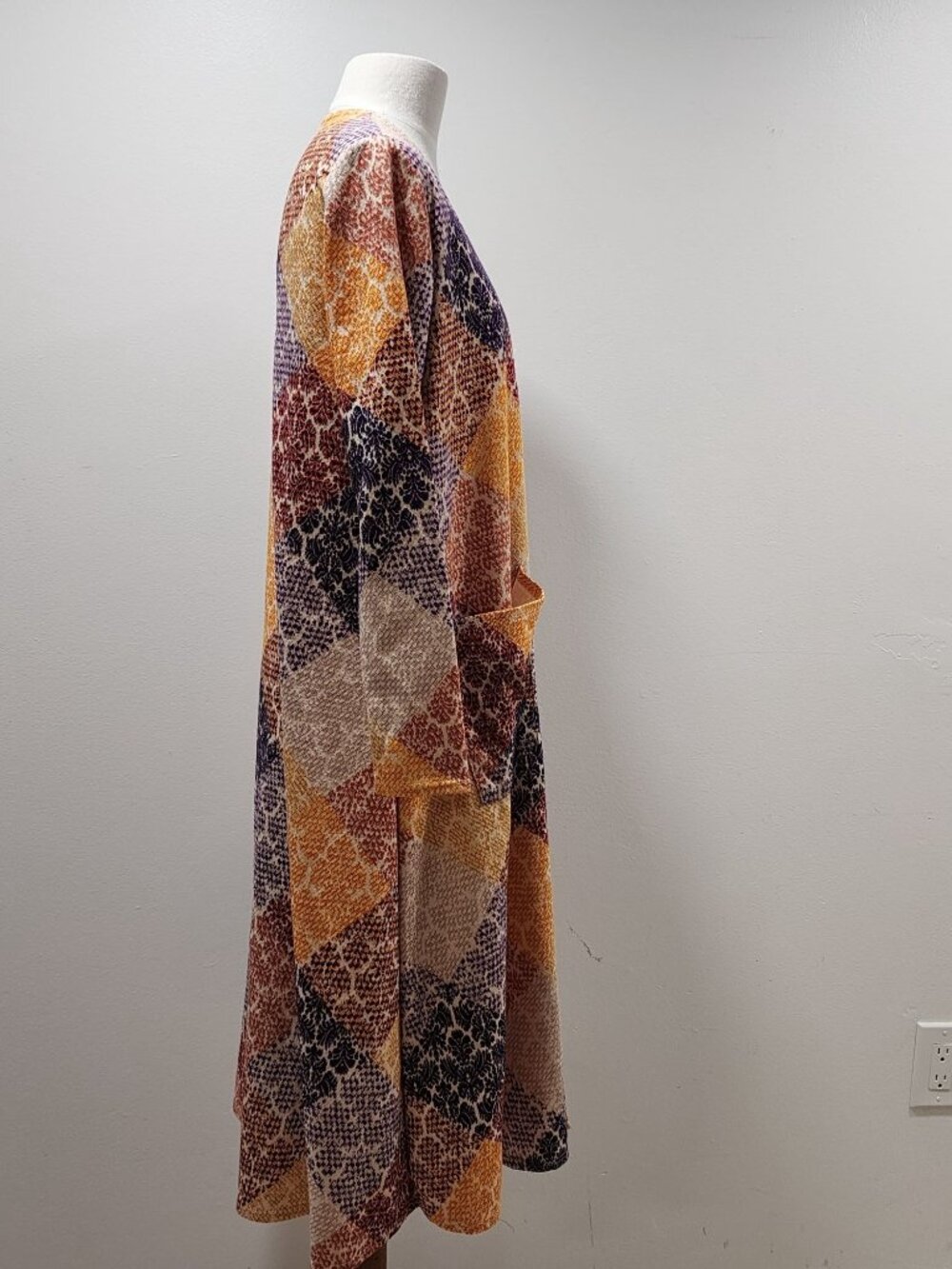 LuLaRoe Houndstooth Cardigan Multicolor Sarah Small NWT Rust Yellow Small - Picture 6 of 8